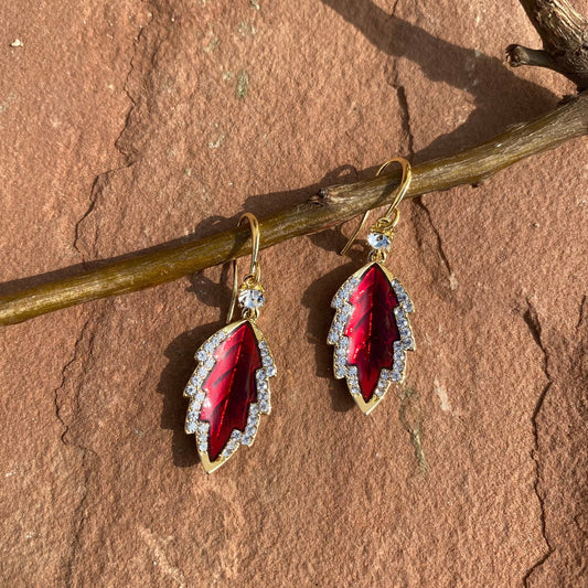 Leaf earrings hanging with hook - Maroon